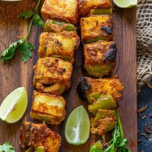 Paneer Tikka Momo