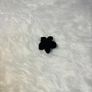 Black Mini Claw
