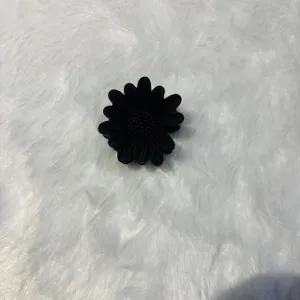 Black Mini Moms Sunflower Claw