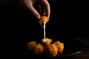 Veg Cheeseballs