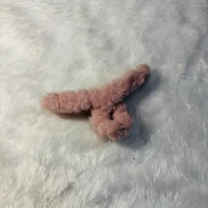 Nude Pink Big Fur Claw